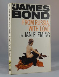 From Russia With Love | Pan | Model. This artwork was used for the 22nd printing 1970