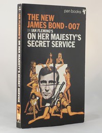 On Her Majesty’s Secret Service | Pan | Movie | 330 10350 4. This artwork was used for the 4th to 6th printings