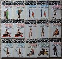 Pan model / white series of James Bond books