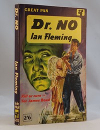 Pan | Painted Series G335 | Dr No 1st. This artwork by Peff was used for the 1st, 2nd and 3rd printings.